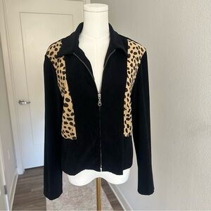 Chic Black Bomber Jacket with Leopard Accents